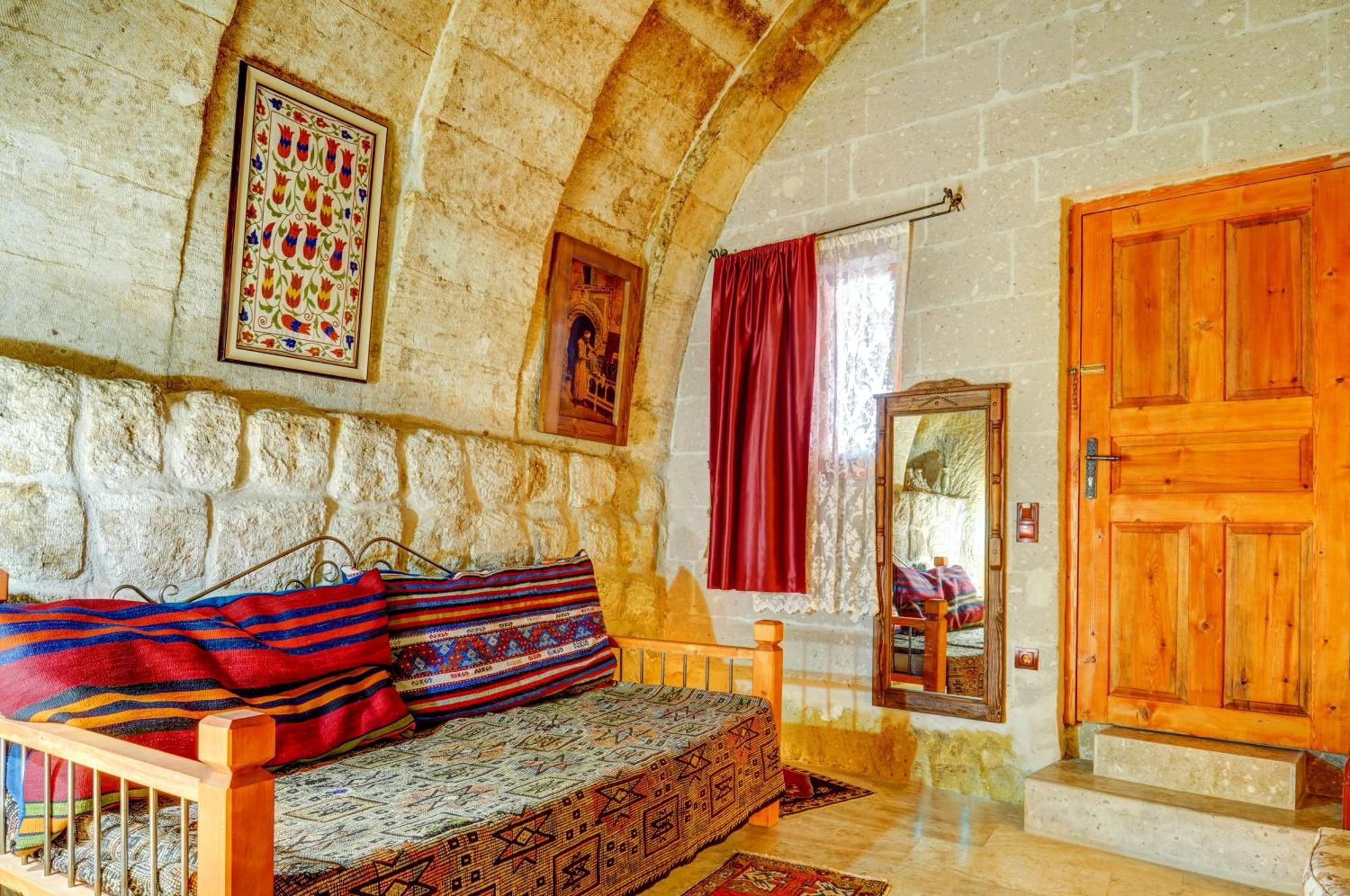 Atax Cave House Bed & Breakfast Avanos Exterior photo